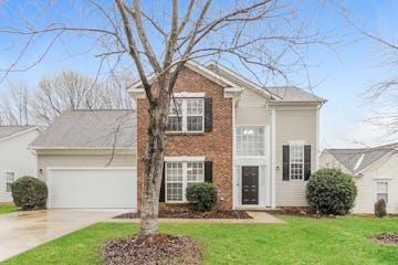 9810 SWEET PLUM DR CHARLOTTE, NC 28215